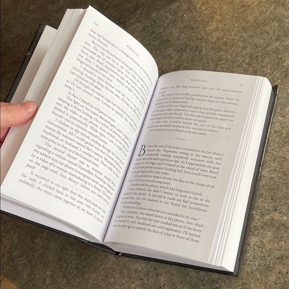 Sold - Pango - Picture 10 of 10